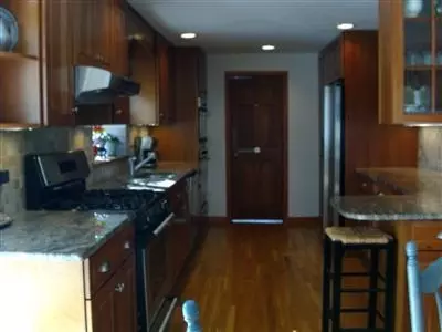 74 Harbor Rd, Hyannis, MA 02601 photo 12