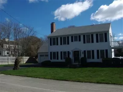 74 Harbor Rd, Hyannis, MA 02601 photo 1