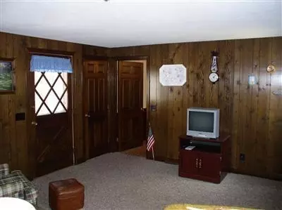 125 Surf Dr, Mashpee, MA 02649 photo 11