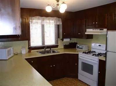 125 Surf Dr, Mashpee, MA 02649 photo 7