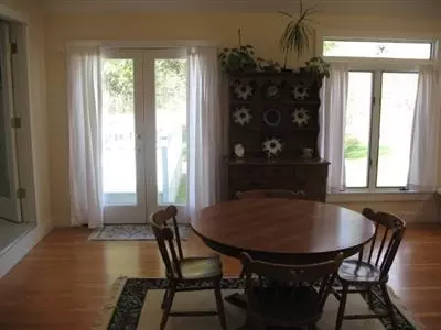 47 Grove St, Cotuit, MA 02635 photo 5