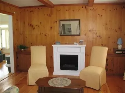 47 Grove St, Cotuit, MA 02635 photo 3