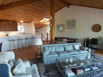 3 Calebs Common Cir, Edgartown, MA 02539 photo 7