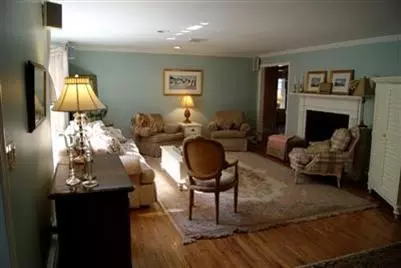 29 Curry Ln, Osterville, MA 02655 photo 3