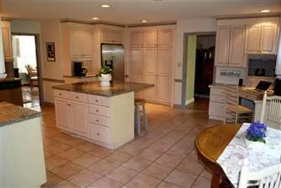 29 Curry Ln, Osterville, MA 02655 photo 6