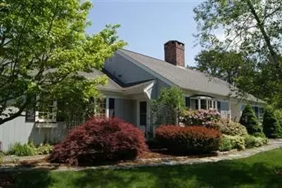 29 Curry Ln, Osterville, MA 02655 photo 1