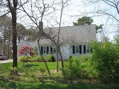 10 Log Cabin Rd, Eastham, MA 02642 photo 2