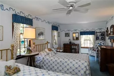 116 Old Kings Rd, Cotuit, MA 02635 photo 11