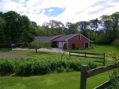 546 Phinneys Ln, Centerville, MA 02632 photo 14