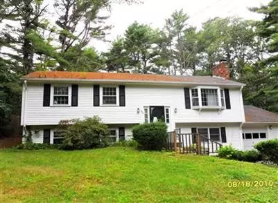 600 County Rd, Pocasset, MA 02559 photo 1