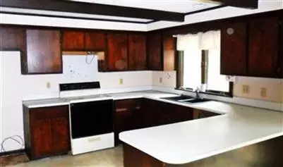 600 County Rd, Pocasset, MA 02559 photo 4
