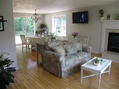 16 Midway Rd, Pocasset, MA 02559 photo 5