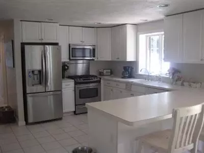 16 Midway Rd, Pocasset, MA 02559 photo 4