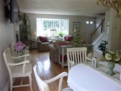 16 Midway Rd, Pocasset, MA 02559 photo 6