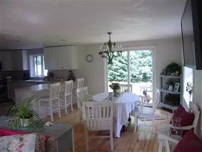 16 Midway Rd, Pocasset, MA 02559 photo 7