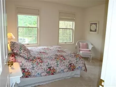 37 Crystal Ridge Rd, Cotuit, MA 02635 photo 10