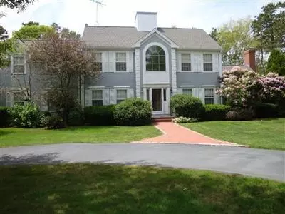 37 Crystal Ridge Rd, Cotuit, MA 02635 photo 1