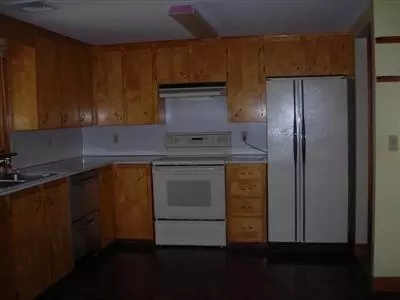 105 Hathaway St, Wareham, MA 02571 photo 6
