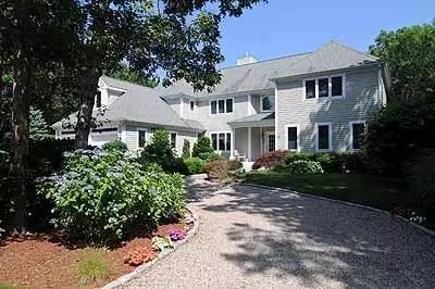 17 Wheelhouse Ln, Mashpee, MA 02649 photo 1