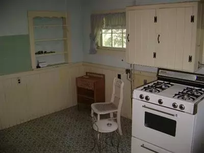 68 Nickerson Rd, Cotuit, MA 02635 photo 3