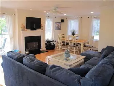 90 Summit Ave, Wellfleet, MA 02667 photo 3