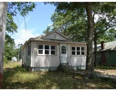 53 Ryder St, Buzzards Bay, MA 02532 photo 1