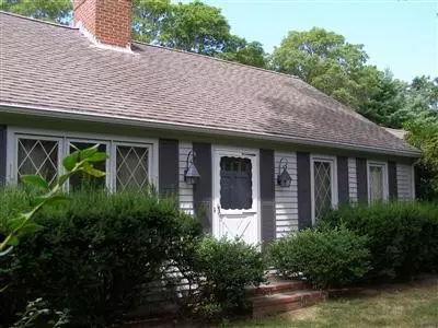 161 Sturbridge Dr, Osterville, MA 02655 photo 1