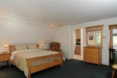 617 Main St, Osterville, MA 02655 photo 13