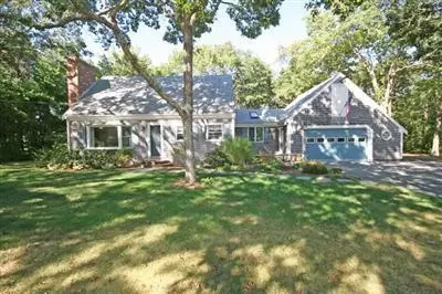 405 Squanto Rd, Eastham, MA 02642 photo 2