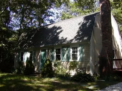 608 Skunknet Rd, Centerville, MA 02632 photo 1