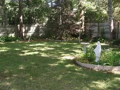 202 Arrowhead Dr, Hyannis, MA 02601 photo 4
