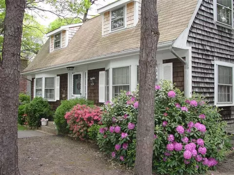 202 Arrowhead Dr, Hyannis, MA 02601 photo 30
