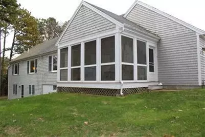 52 Middle Pond, Marstons Mills, MA 02648 photo 18