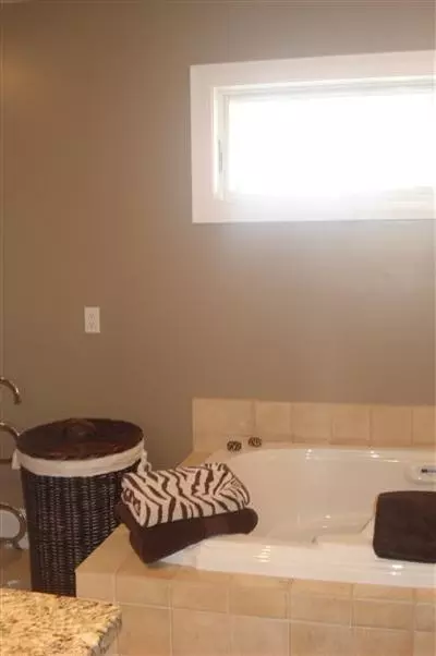 176 Bog Rd, Marstons Mills, MA 02648 photo 13