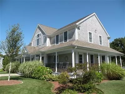 176 Bog Rd, Marstons Mills, MA 02648 photo 2
