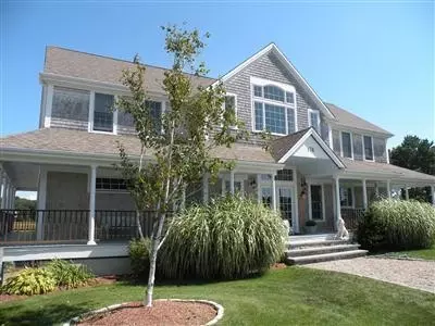 176 Bog Rd, Marstons Mills, MA 02648 photo 1