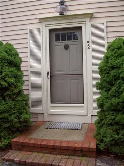 92 Cotuit Cove Rd, Cotuit, MA 02635 photo 2