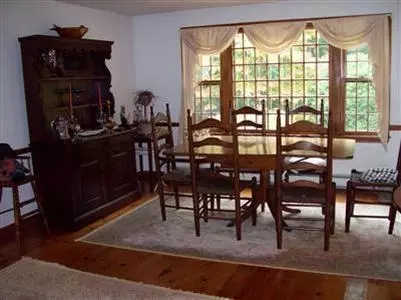 92 Cotuit Cove Rd, Cotuit, MA 02635 photo 10