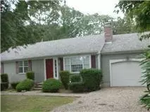 111 Southgate Dr, Hyannis, MA 02601 photo 1