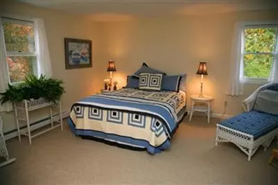 32 Meadowbrook Rd, Seabrook, MA 02649 photo 9