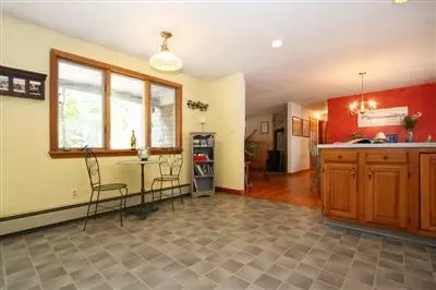 30 Dexter St, Eastham, MA 02642 photo 3