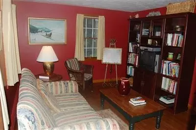 25 Diandy Rd, Sagamore Beach, MA 02562 photo 6