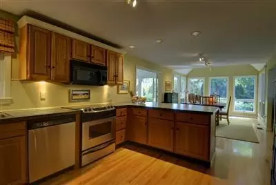 26 Square Rigger Ln, Hyannis, MA 02601 photo 13