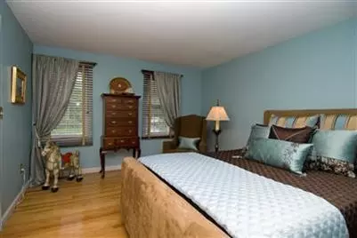 26 Square Rigger Ln, Hyannis, MA 02601 photo 10