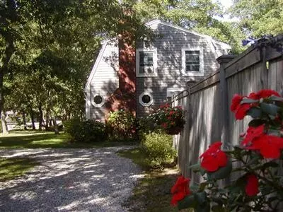 521 Cotuit Rd, Mashpee, MA 02649 photo 3