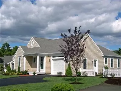 325 Pheasant Hill Cir, Cotuit, MA 02635 photo 1