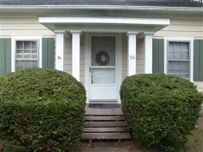 54 Chase St, Hyannis, MA 02601 photo 1