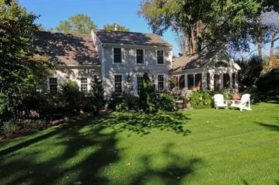 1106 Main St, Cotuit, MA 02635 photo 1