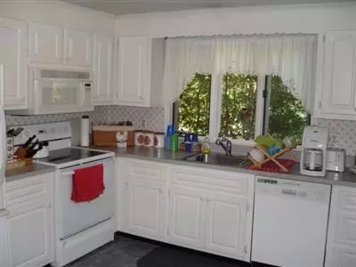 20 Lakeside E Dr, Centerville, MA 02632 photo 3