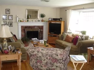 20 Lakeside E Dr, Centerville, MA 02632 photo 5